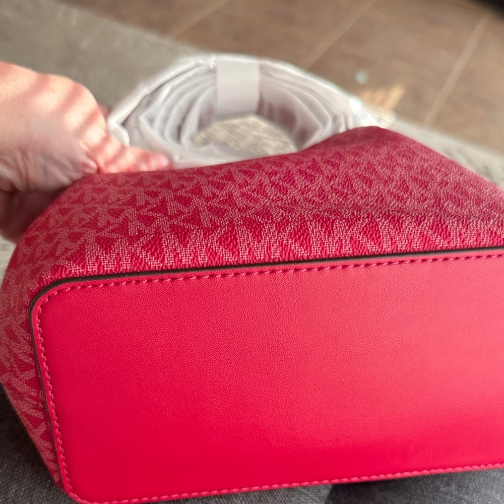 Michael Kors Red Shoulder Bag Dark Raspberry Framboise Noire - Picture 3 of 7